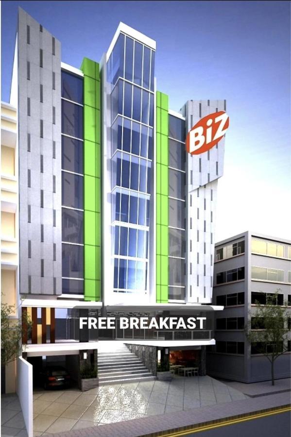Biz Hotel City Center Амбон Екстер'єр фото